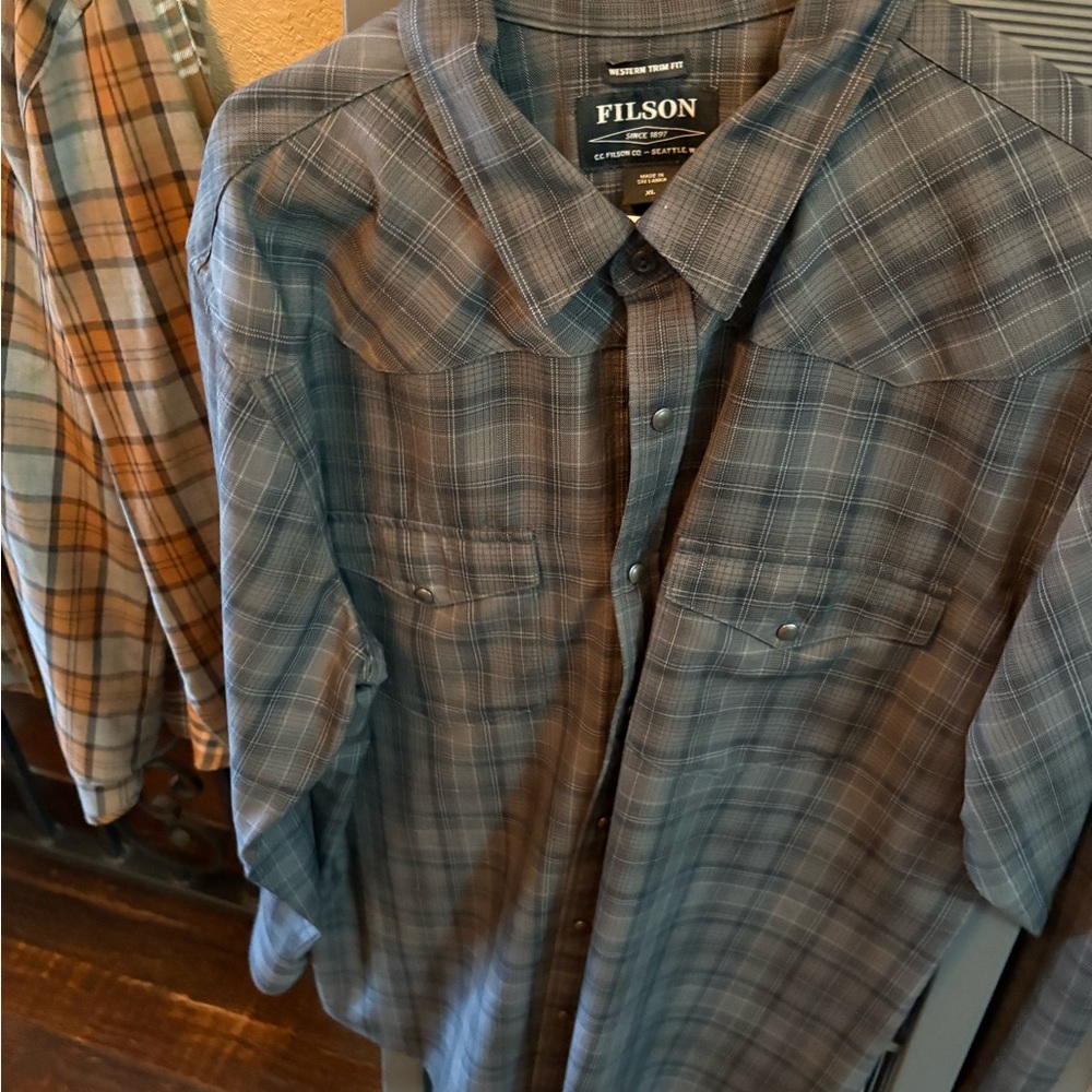 Filson Gray Plaid Casual Western Button-Down Shirt